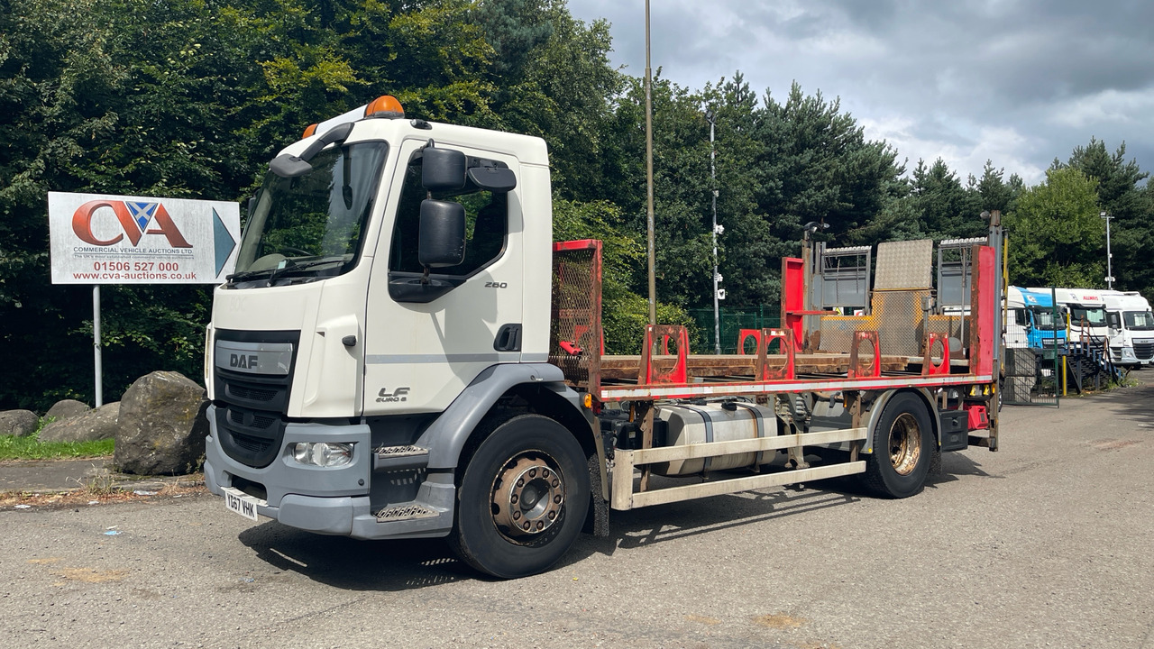 DAF LF 280 - Pritsche LKW: das Bild 2 DAF LF 280 - Pritsche LKW: das Bild 2
