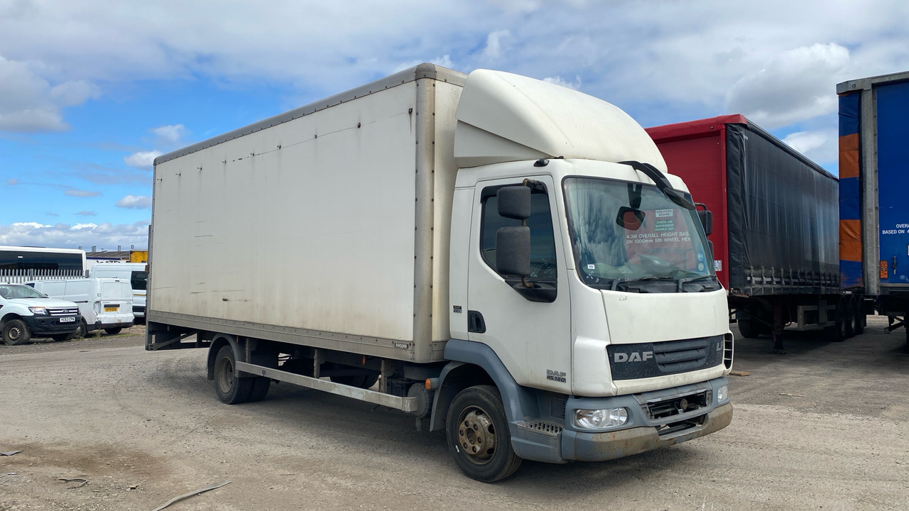 DAF LF 45.160 - Koffer LKW: das Bild 2 DAF LF 45.160 - Koffer LKW: das Bild 2