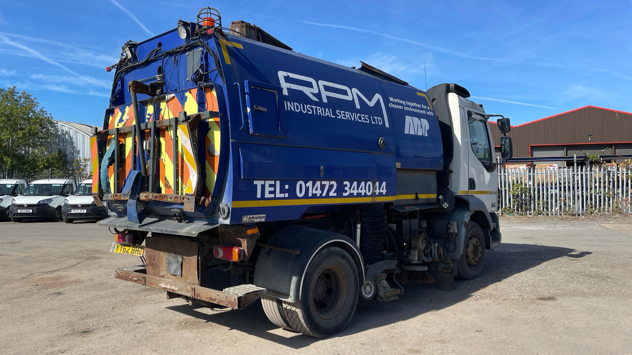 DAF LF 55.220 - Kehrmaschine: das Bild 4 DAF LF 55.220 - Kehrmaschine: das Bild 4