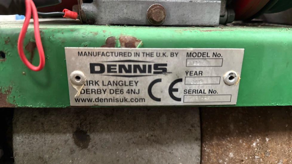 DENNIS FT20 PEDESDTRIAN CYLINDER MOWER, NO UNIT, GRASS BOX - Rasenmäher: das Bild 5 DENNIS FT20 PEDESDTRIAN CYLINDER MOWER, NO UNIT, GRASS BOX - Rasenmäher: das Bild 5