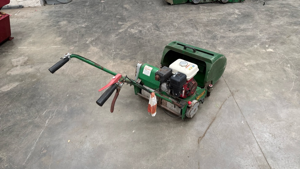DENNIS FT510 PEDESTRIAN CYLINDER MOWER WITH 5K UNIT AND GRASS BOX - Rasenmäher: das Bild 1 DENNIS FT510 PEDESTRIAN CYLINDER MOWER WITH 5K UNIT AND GRASS BOX - Rasenmäher: das Bild 1