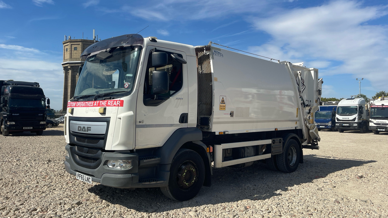Daf LF 220 - Müllwagen: das Bild 2 Daf LF 220 - Müllwagen: das Bild 2