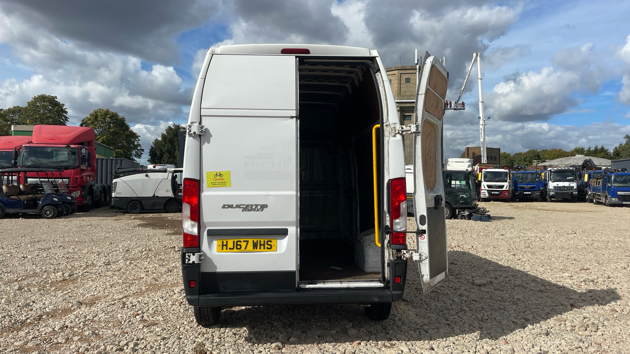 Kastenwagen FIAT DUCATO MAXI 35 2.3 MULTIJET 130PS: das Bild 9