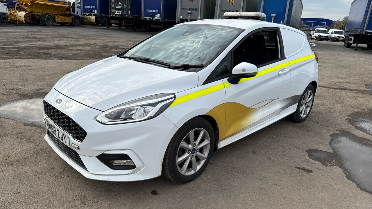 FORD FIESTA 1.5 TDCI 85PS - PKW: das Bild 2 FORD FIESTA 1.5 TDCI 85PS - PKW: das Bild 2