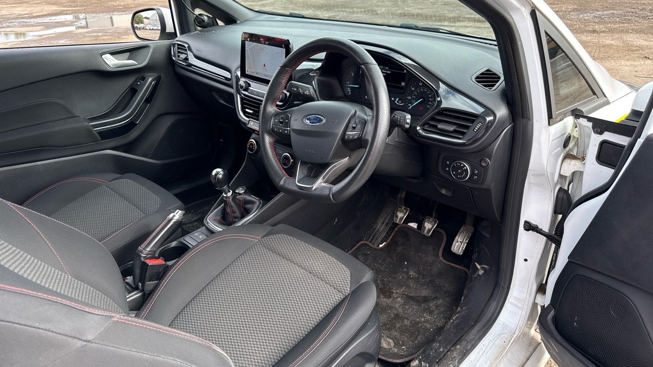 FORD FIESTA 1.5 TDCI 85PS - PKW: das Bild 5 FORD FIESTA 1.5 TDCI 85PS - PKW: das Bild 5
