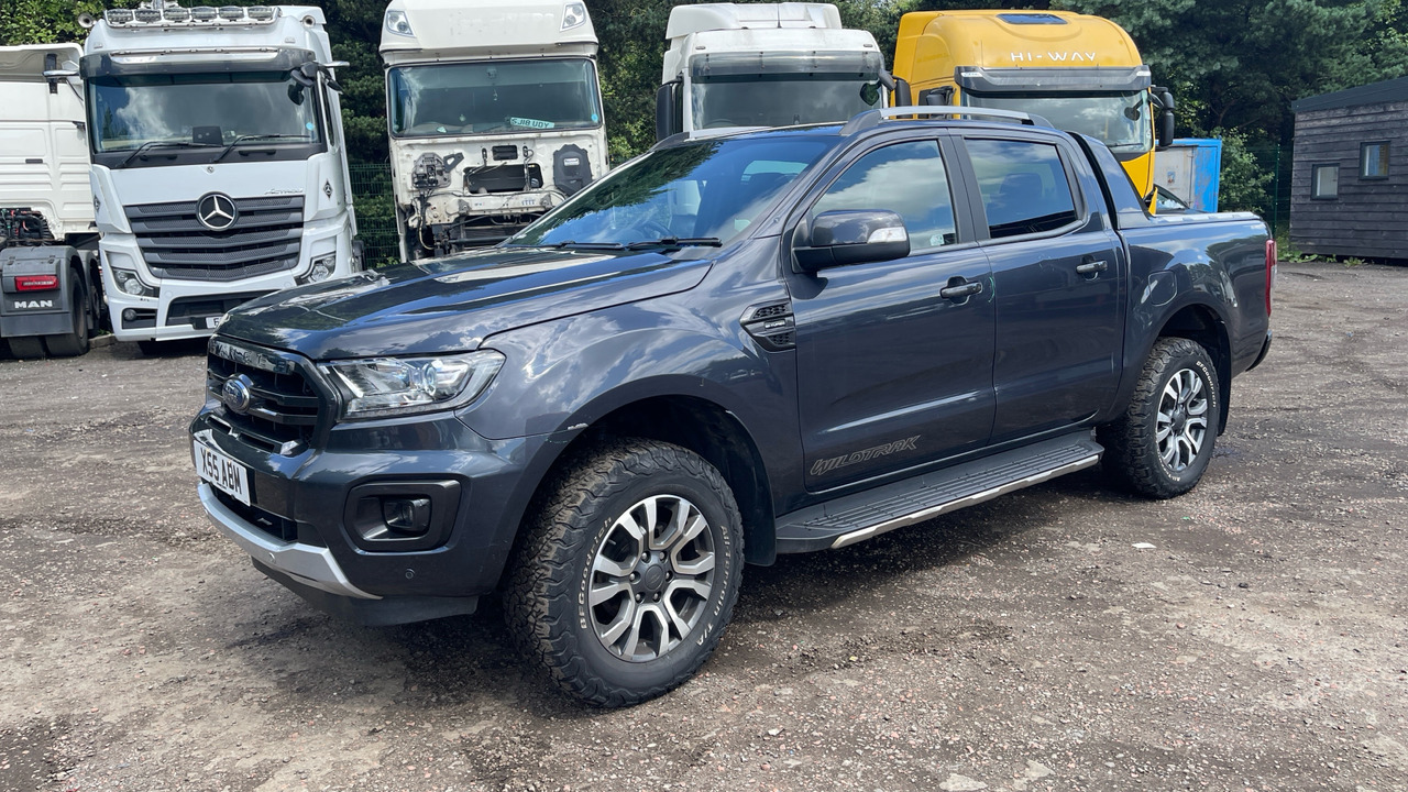 FORD RANGER Pick Up Double Cab Wildtrak 2.0 EcoBlue 213 Auto - Pick-up, Transporter mit Doppelkabine: das Bild 2 FORD RANGER Pick Up Double Cab Wildtrak 2.0 EcoBlue 213 Auto - Pick-up, Transporter mit Doppelkabine: das Bild 2