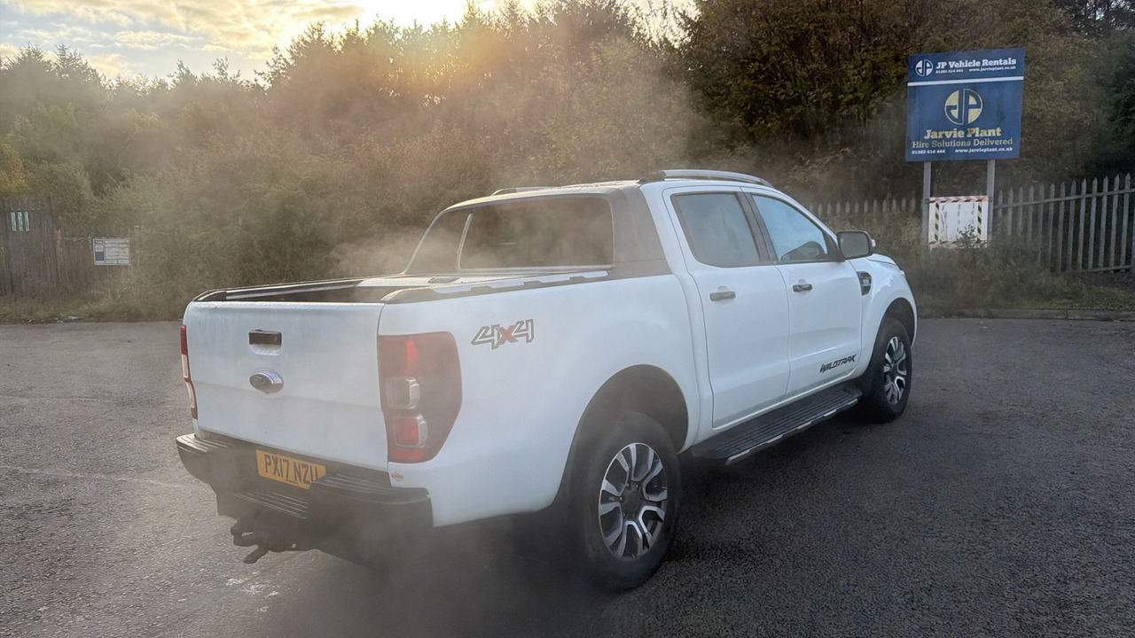 FORD RANGER WILDTRAK 3.2 TDCI 200PS - Pick-up, Transporter mit Doppelkabine: das Bild 4 FORD RANGER WILDTRAK 3.2 TDCI 200PS - Pick-up, Transporter mit Doppelkabine: das Bild 4