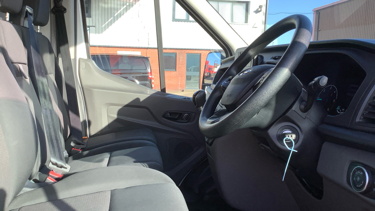 FORD TRANSIT 350 2.0 EcoBlue 130ps LEADER - Kastenwagen: das Bild 5 FORD TRANSIT 350 2.0 EcoBlue 130ps LEADER - Kastenwagen: das Bild 5