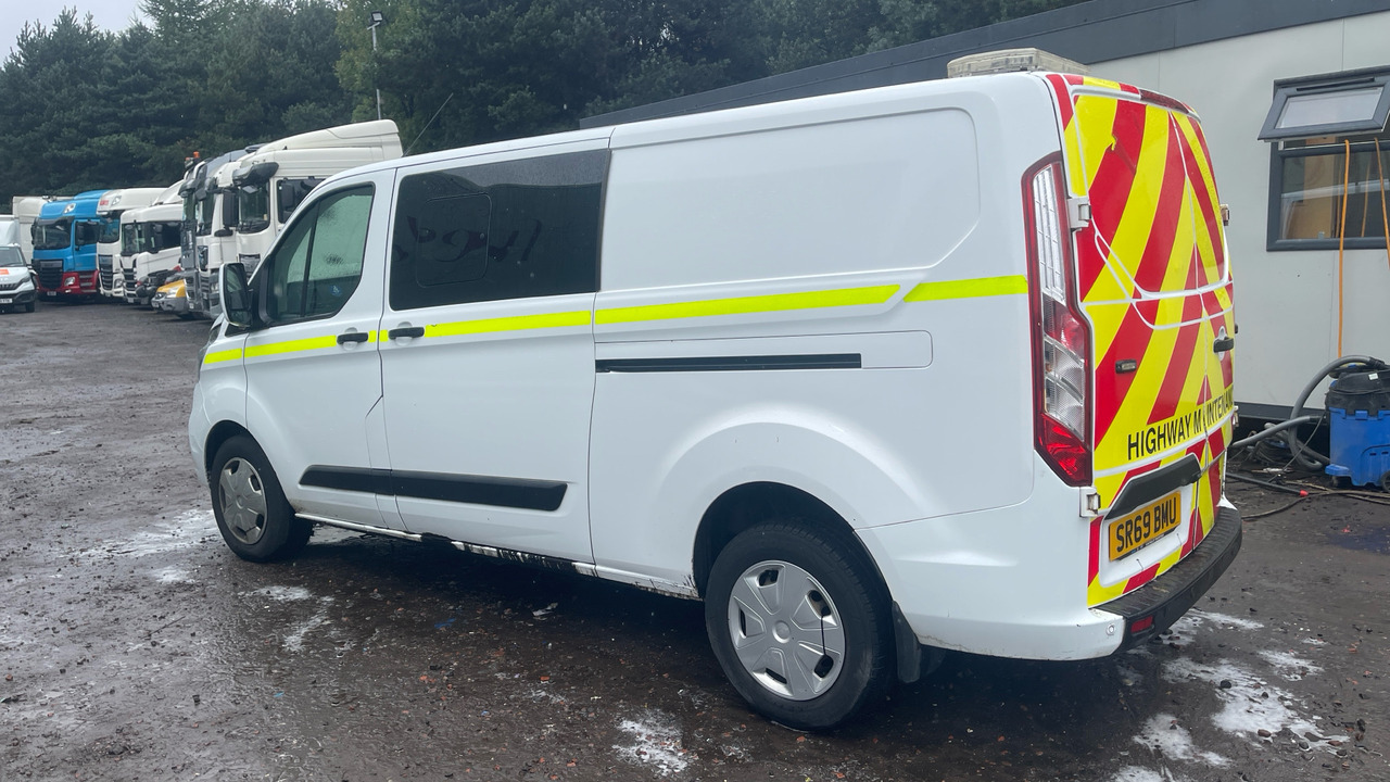 Ford Transit Custom 320 2.0 EcoBlue 130ps Trend - Transporter mit Doppelkabine: das Bild 3 Ford Transit Custom 320 2.0 EcoBlue 130ps Trend - Transporter mit Doppelkabine: das Bild 3