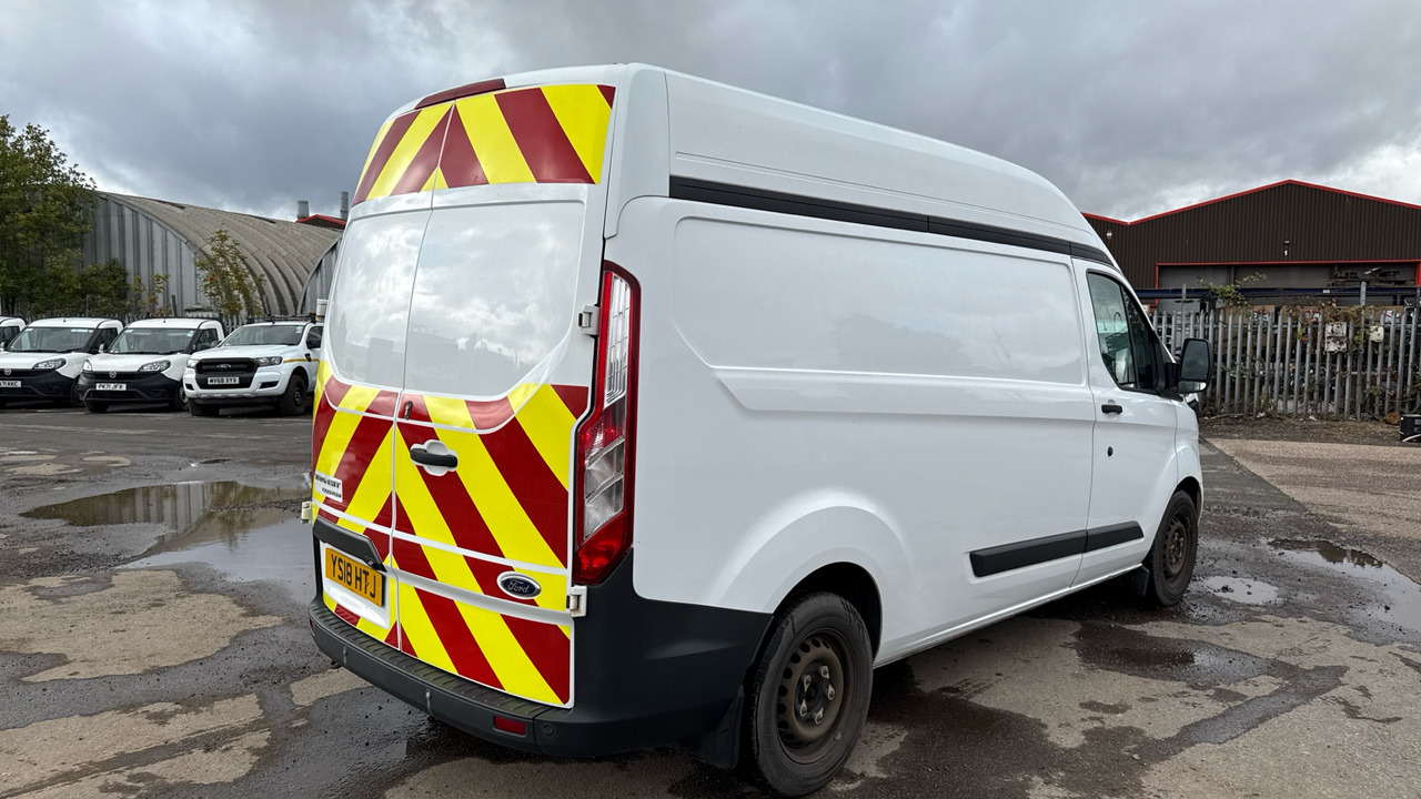 Ford Transit Custom 340 2.0 TDCI 130psPS - Kleintransporter: das Bild 4 Ford Transit Custom 340 2.0 TDCI 130psPS - Kleintransporter: das Bild 4