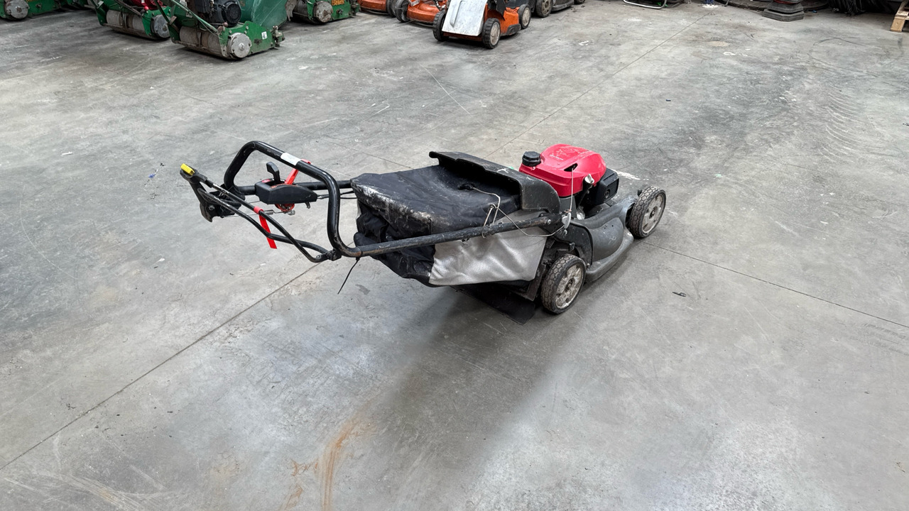 HONDA HRX537 C6HYEA - Baugeräte: das Bild 4 HONDA HRX537 C6HYEA - Baugeräte: das Bild 4