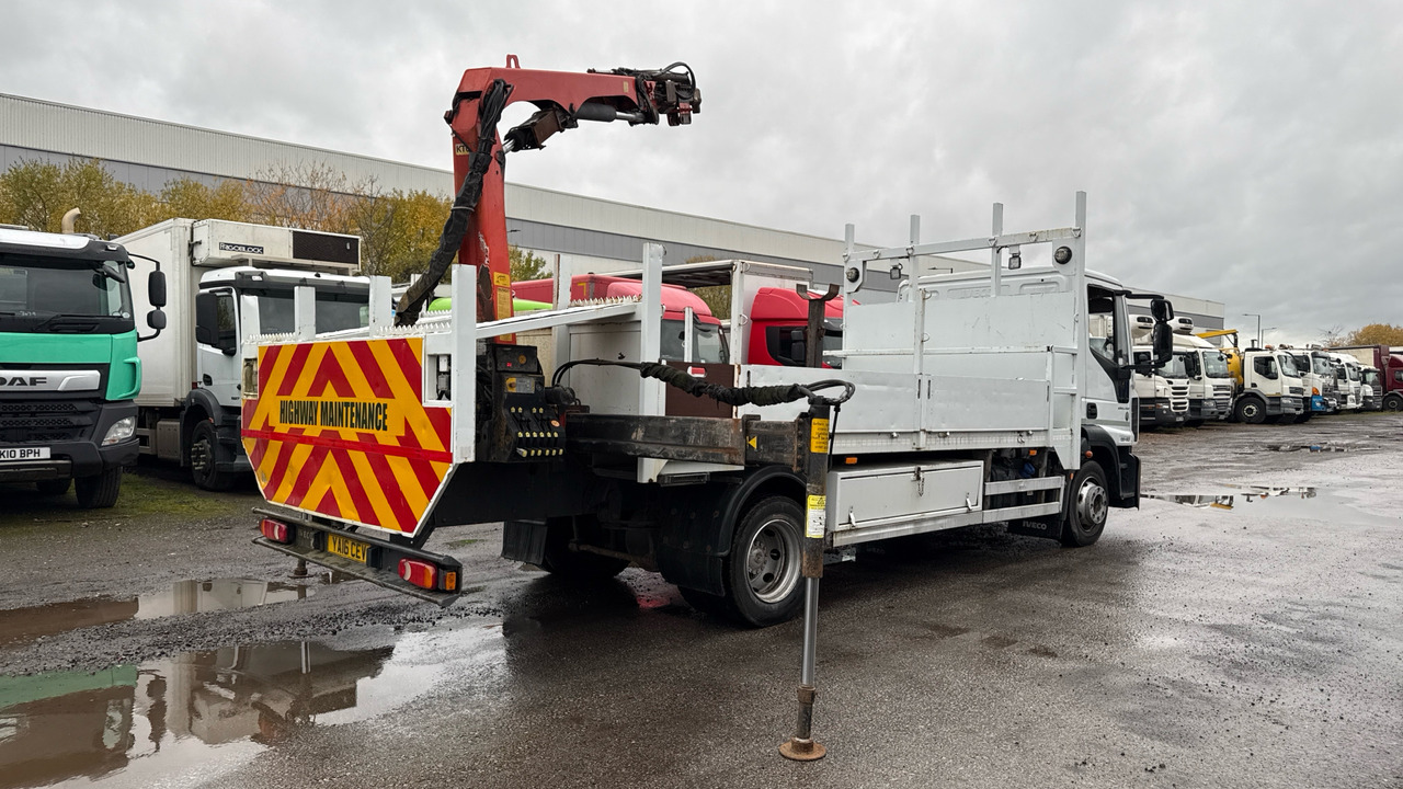 IVECO EUROCARGO 120-190 - Pritsche LKW, Autokran: das Bild 4 IVECO EUROCARGO 120-190 - Pritsche LKW, Autokran: das Bild 4