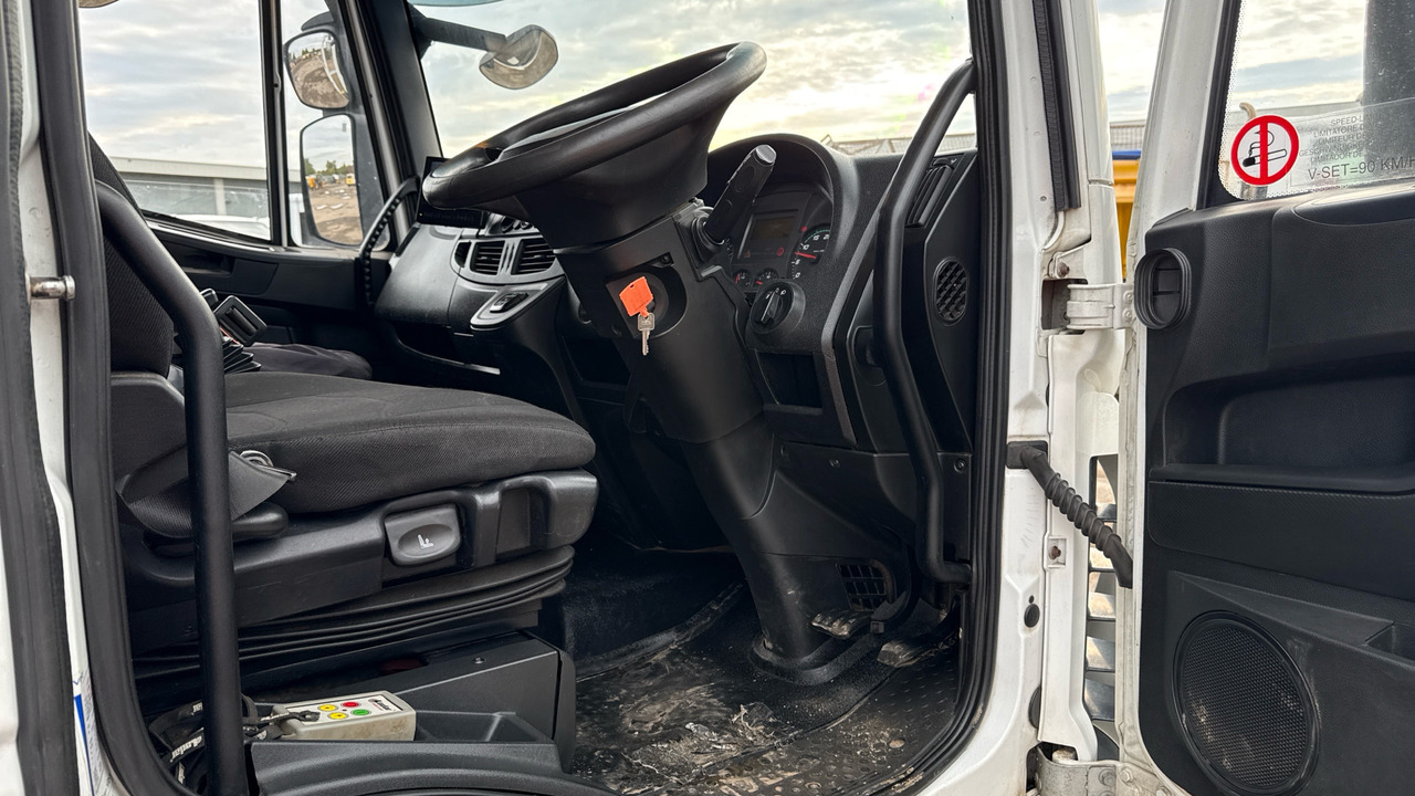 IVECO EUROCARGO 120-210 - Abschleppwagen: das Bild 5 IVECO EUROCARGO 120-210 - Abschleppwagen: das Bild 5