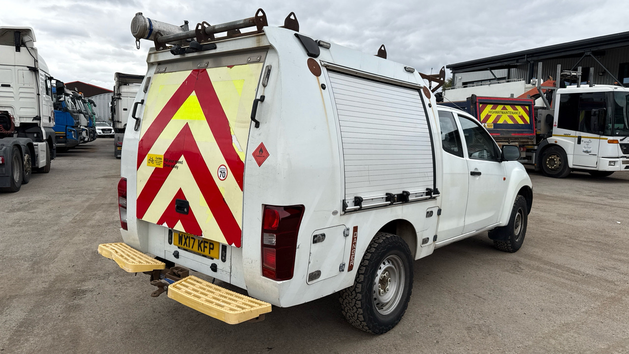 Isuzu D-Max 2.5 TD - Pick-up, Transporter mit Doppelkabine: das Bild 4 Isuzu D-Max 2.5 TD - Pick-up, Transporter mit Doppelkabine: das Bild 4