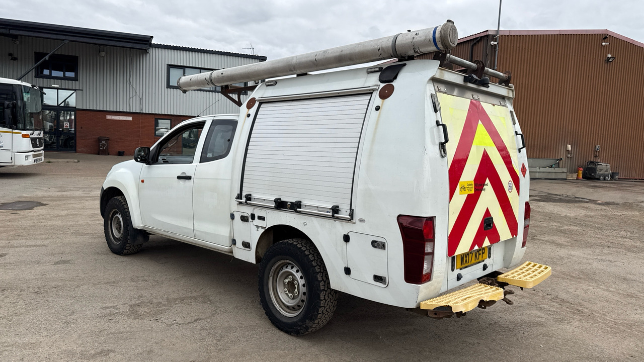Isuzu D-Max 2.5 TD - Pick-up, Transporter mit Doppelkabine: das Bild 3 Isuzu D-Max 2.5 TD - Pick-up, Transporter mit Doppelkabine: das Bild 3
