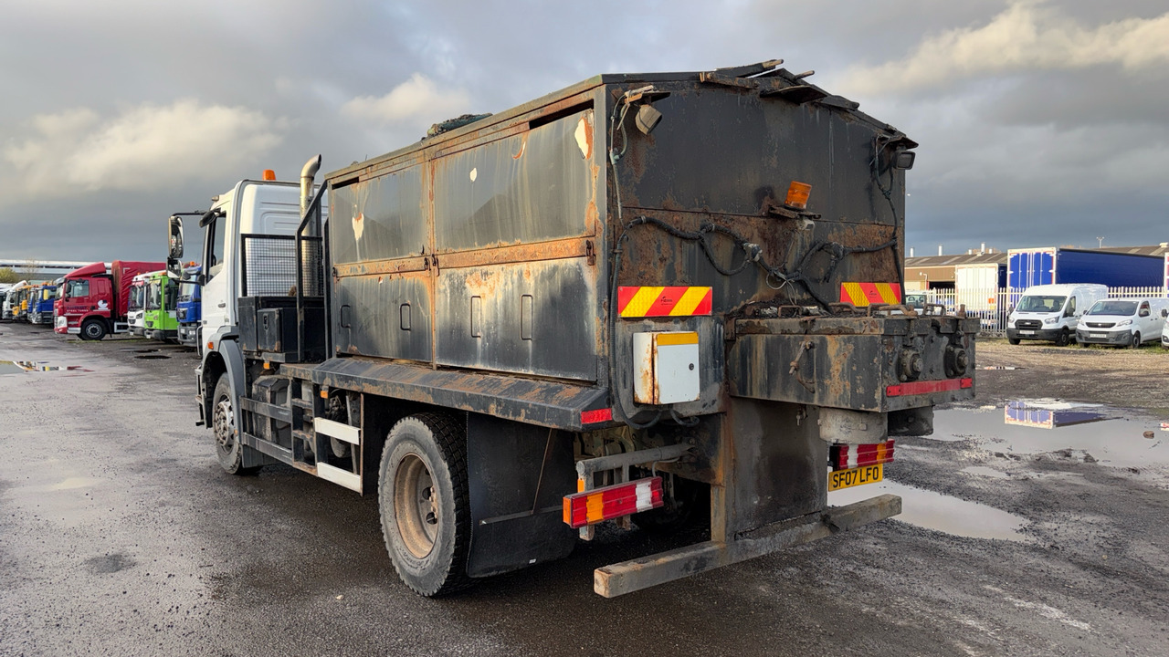 MERCEDES-BENZ AXOR 1824 - Asphalttechnik: das Bild 3 MERCEDES-BENZ AXOR 1824 - Asphalttechnik: das Bild 3