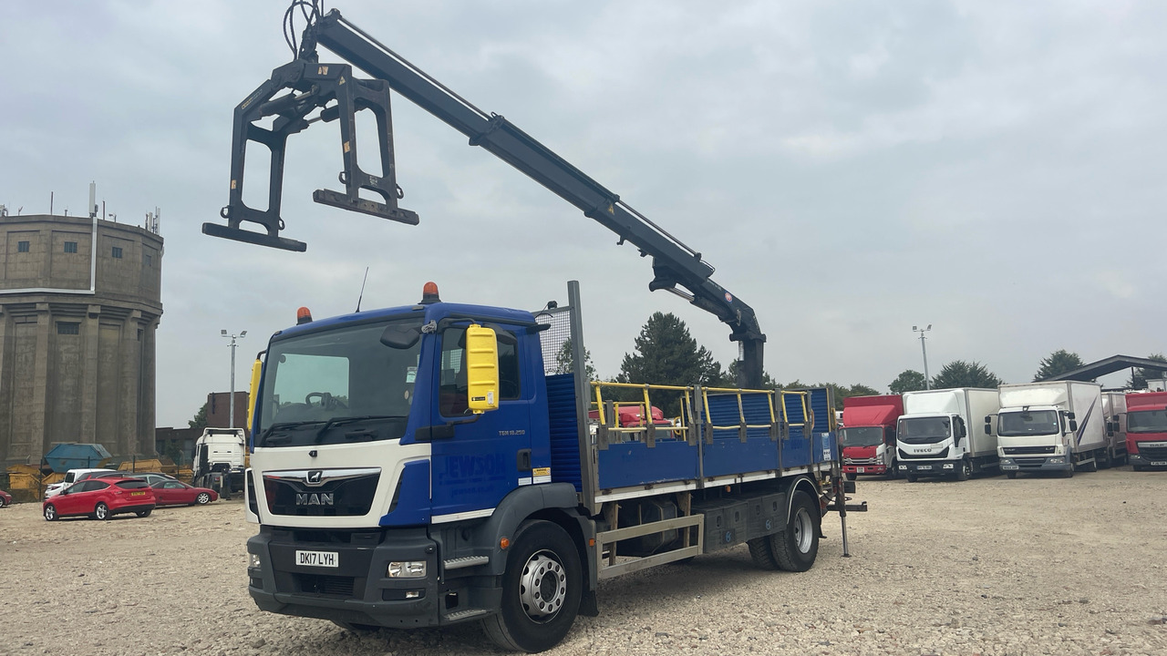 Man TGM 18.250 - Pritsche LKW, Autokran: das Bild 2 Man TGM 18.250 - Pritsche LKW, Autokran: das Bild 2