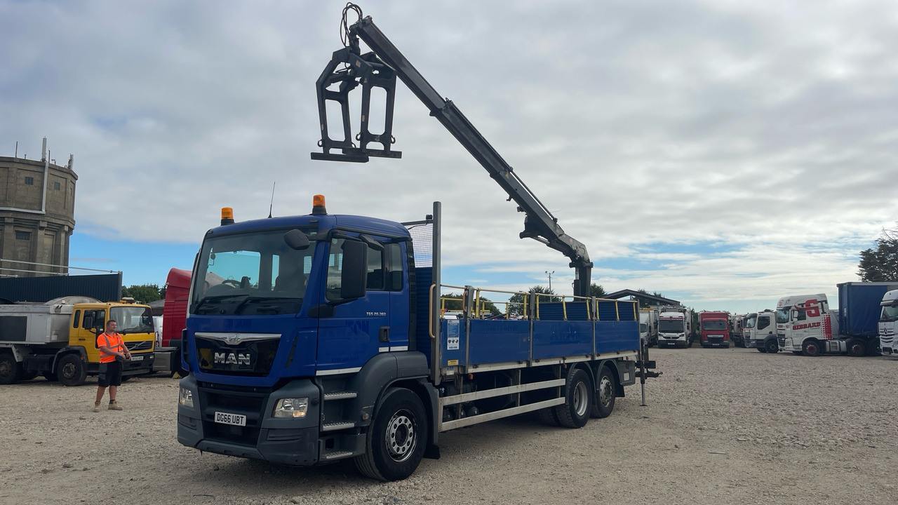 Man TGS 26.360 - Pritsche LKW, Autokran: das Bild 2 Man TGS 26.360 - Pritsche LKW, Autokran: das Bild 2