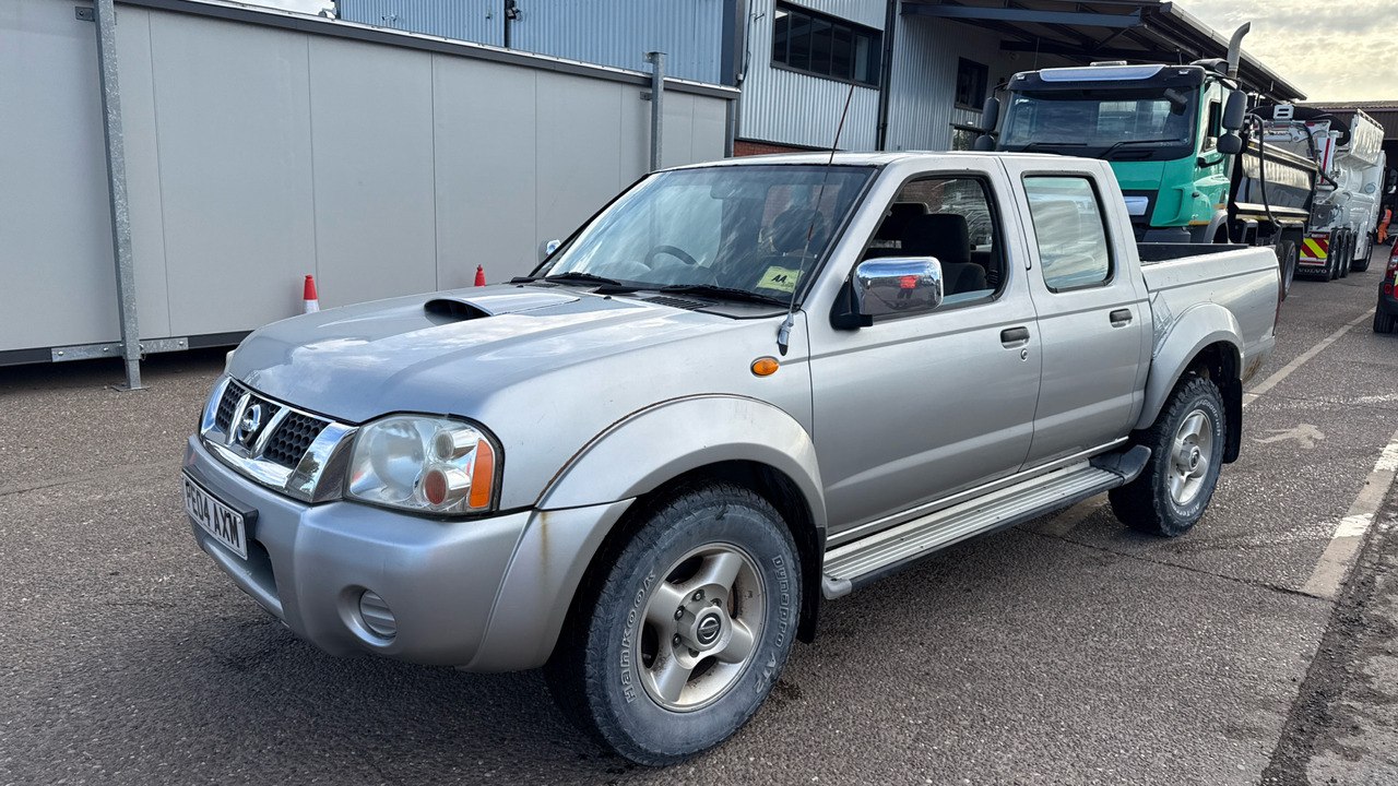 NISSAN D22 2.5 DI - Pick-up, Transporter mit Doppelkabine: das Bild 2 NISSAN D22 2.5 DI - Pick-up, Transporter mit Doppelkabine: das Bild 2