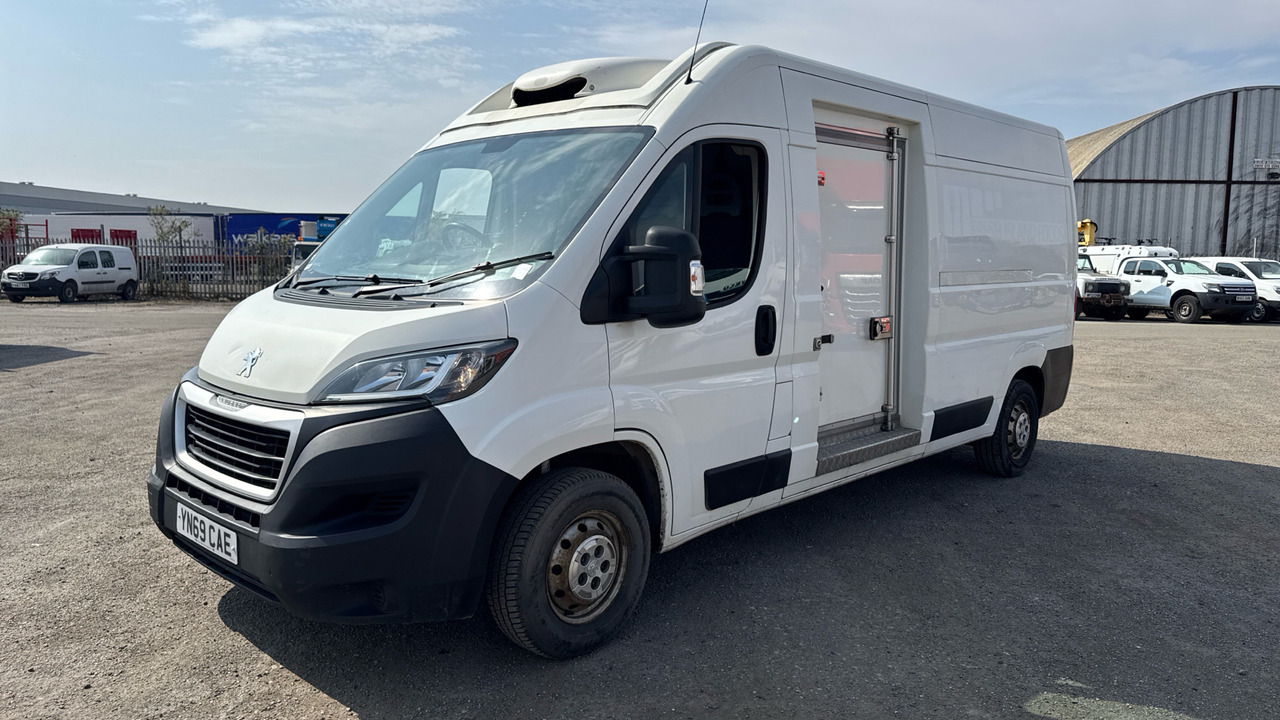 PEUGEOT BOXER 335 2.0 BLUEHDI 130PS - Kühltransporter: das Bild 2 PEUGEOT BOXER 335 2.0 BLUEHDI 130PS - Kühltransporter: das Bild 2