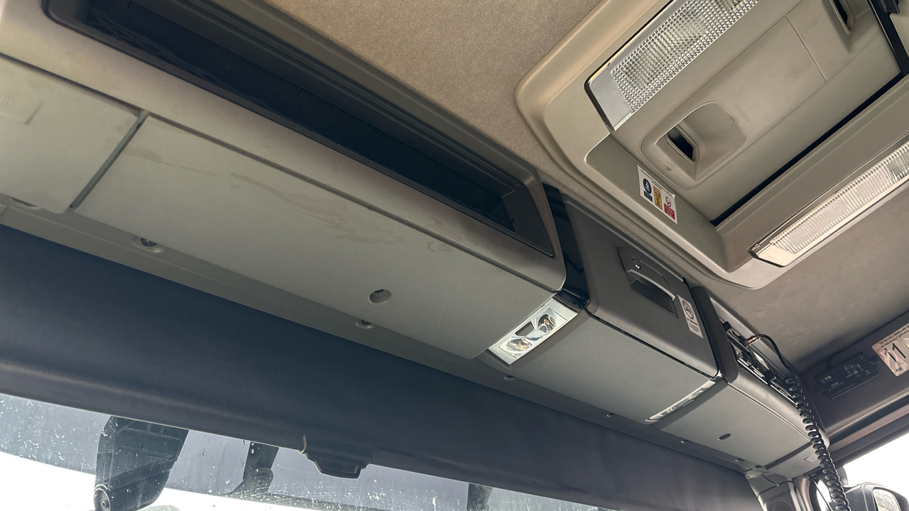 Kipper RENAULT C 430: das Bild 17 Kipper RENAULT C 430: das Bild 17