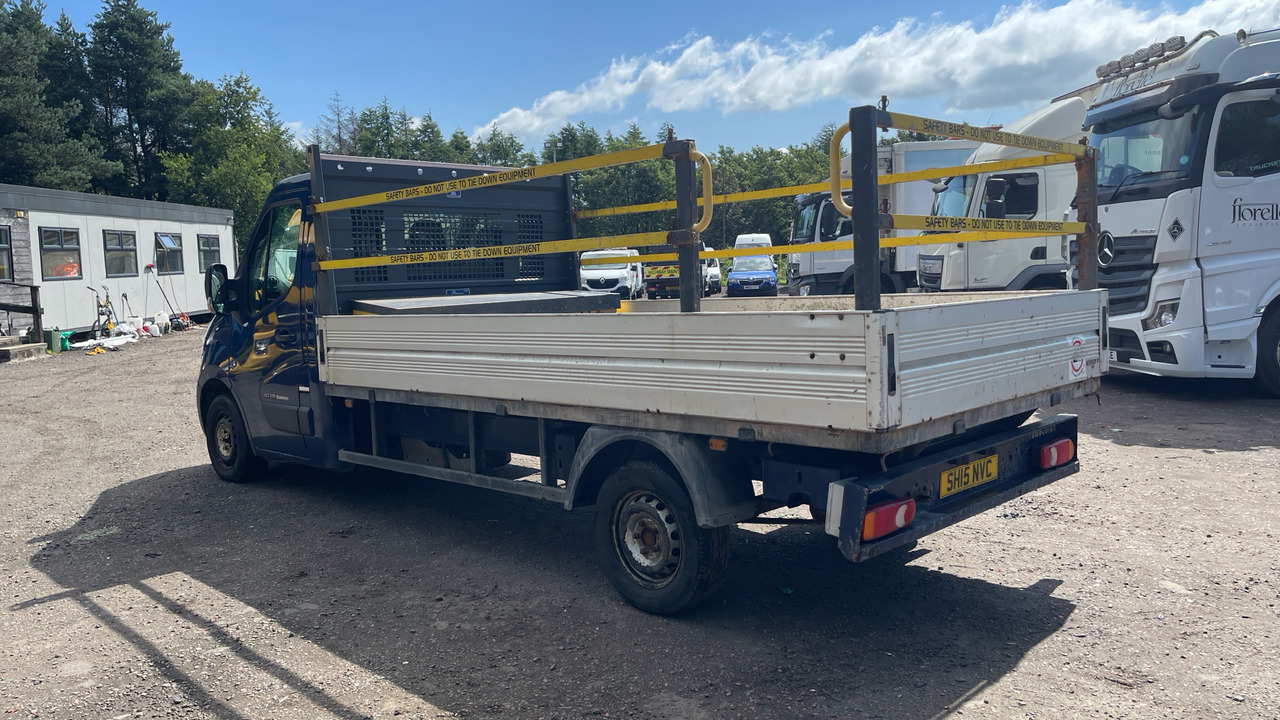 Renault Master LL35 Business 2.3 dCi 125PS - Pritsche Transporter: das Bild 3 Renault Master LL35 Business 2.3 dCi 125PS - Pritsche Transporter: das Bild 3