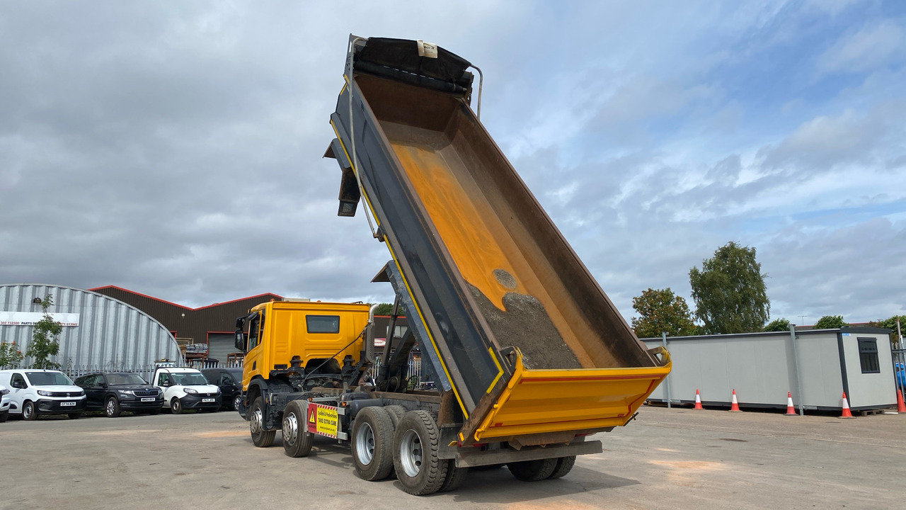 SCANIA P 410 XT - Kipper: das Bild 3 SCANIA P 410 XT - Kipper: das Bild 3