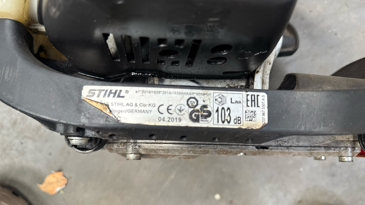 STIHL HS B2 RC HEDGE CUTTER - Baugeräte: das Bild 5 STIHL HS B2 RC HEDGE CUTTER - Baugeräte: das Bild 5