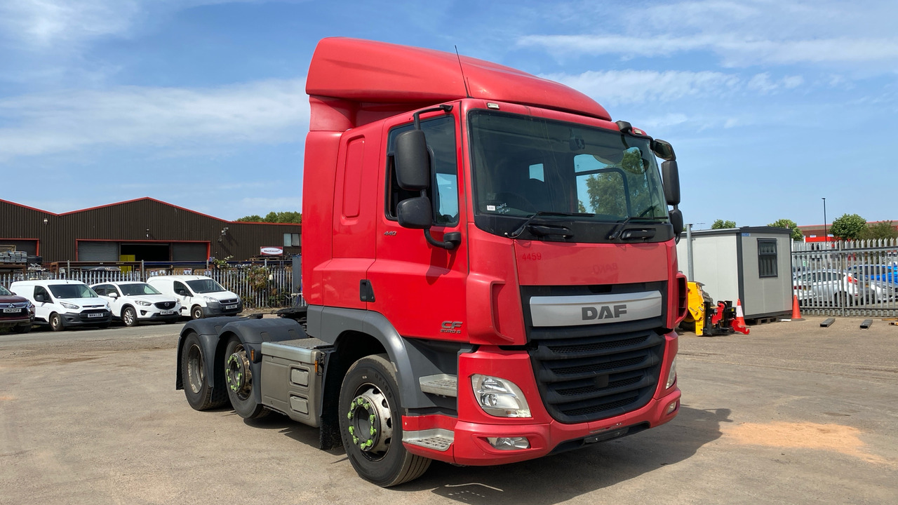 DAF CF 440 - Sattelzugmaschine: das Bild 1 DAF CF 440 - Sattelzugmaschine: das Bild 1