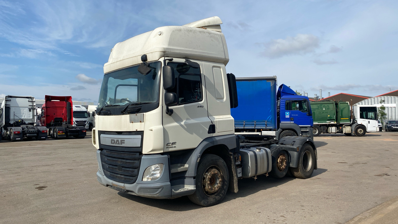 DAF CF 440 - Sattelzugmaschine: das Bild 2 DAF CF 440 - Sattelzugmaschine: das Bild 2