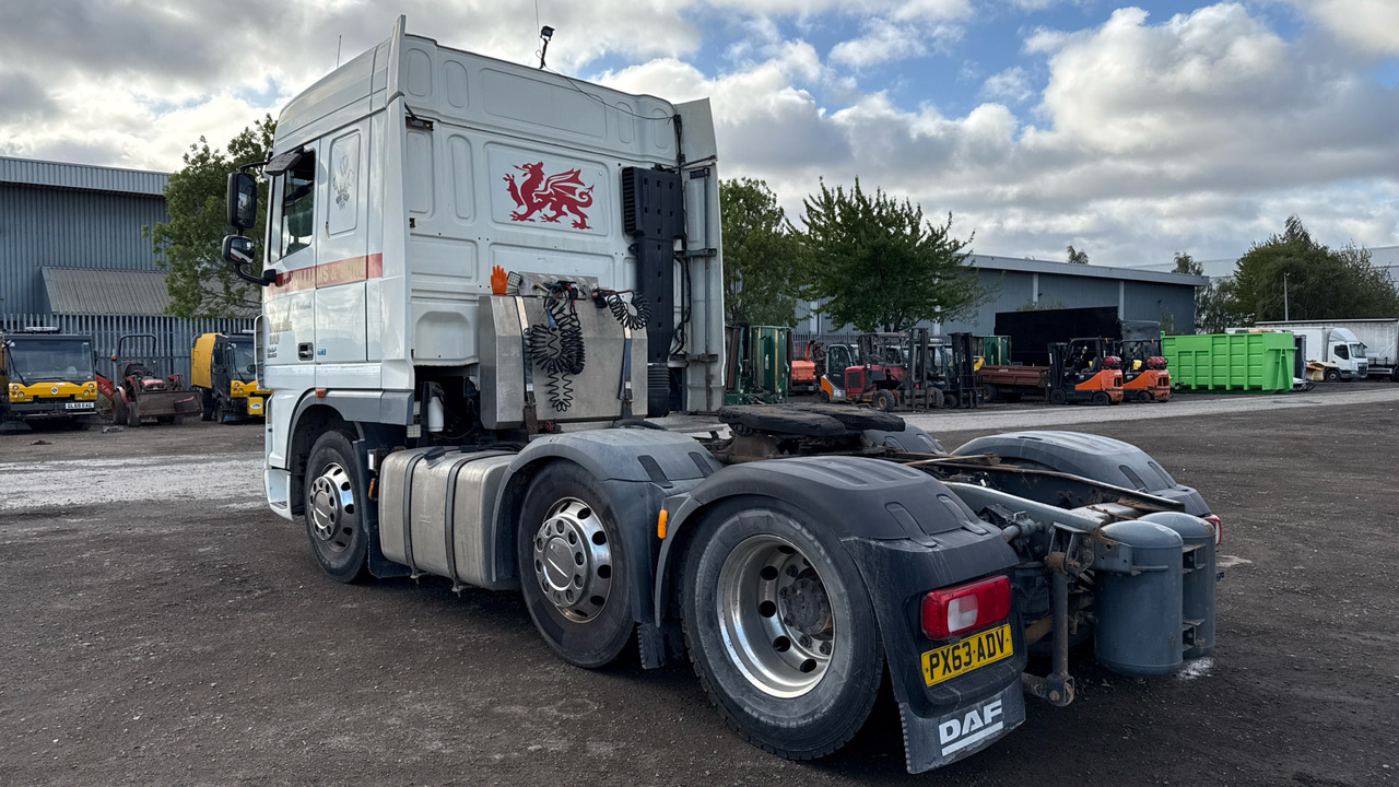 DAF XF 105.460 - Sattelzugmaschine: das Bild 3 DAF XF 105.460 - Sattelzugmaschine: das Bild 3