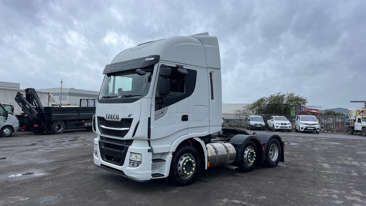 IVECO STRALIS NP 460 - Sattelzugmaschine: das Bild 2 IVECO STRALIS NP 460 - Sattelzugmaschine: das Bild 2