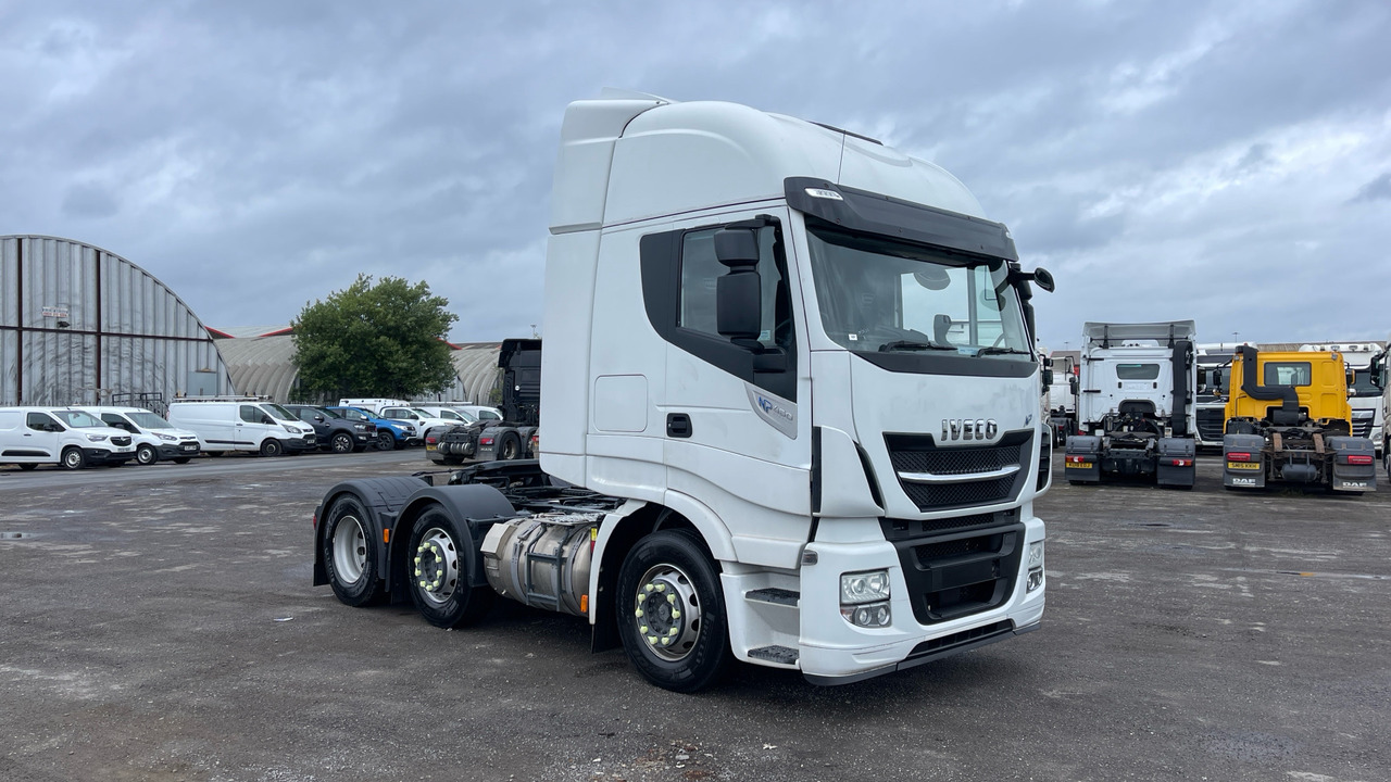IVECO STRALIS NP 460 - Sattelzugmaschine: das Bild 1 IVECO STRALIS NP 460 - Sattelzugmaschine: das Bild 1