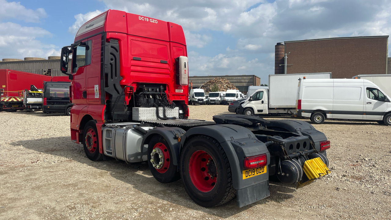 MAN TGX 24.460 - Sattelzugmaschine: das Bild 3 MAN TGX 24.460 - Sattelzugmaschine: das Bild 3