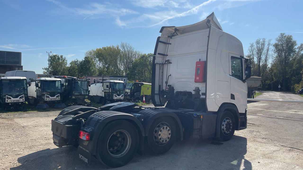 SCANIA R 450 - Sattelzugmaschine: das Bild 4 SCANIA R 450 - Sattelzugmaschine: das Bild 4