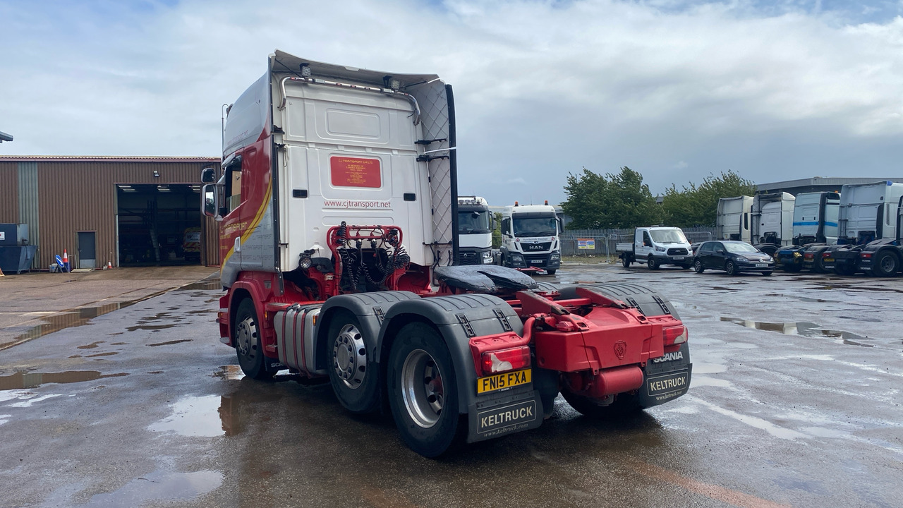 SCANIA R 490 - Sattelzugmaschine: das Bild 3 SCANIA R 490 - Sattelzugmaschine: das Bild 3