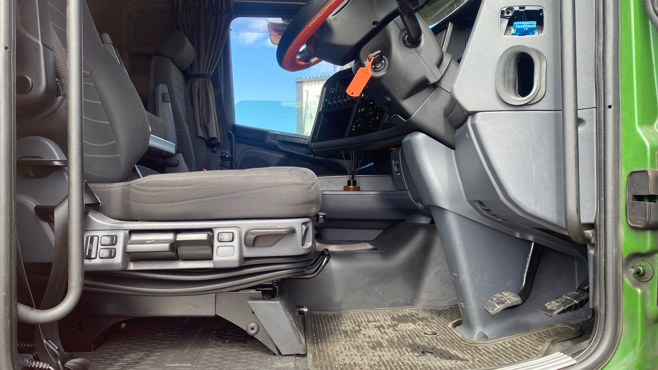 SCANIA R 490 - Sattelzugmaschine: das Bild 5 SCANIA R 490 - Sattelzugmaschine: das Bild 5