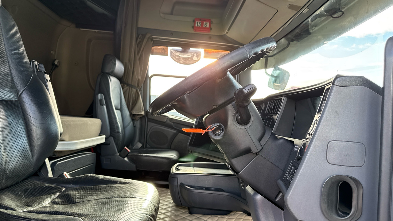 SCANIA R 580 V8 - Sattelzugmaschine: das Bild 5 SCANIA R 580 V8 - Sattelzugmaschine: das Bild 5