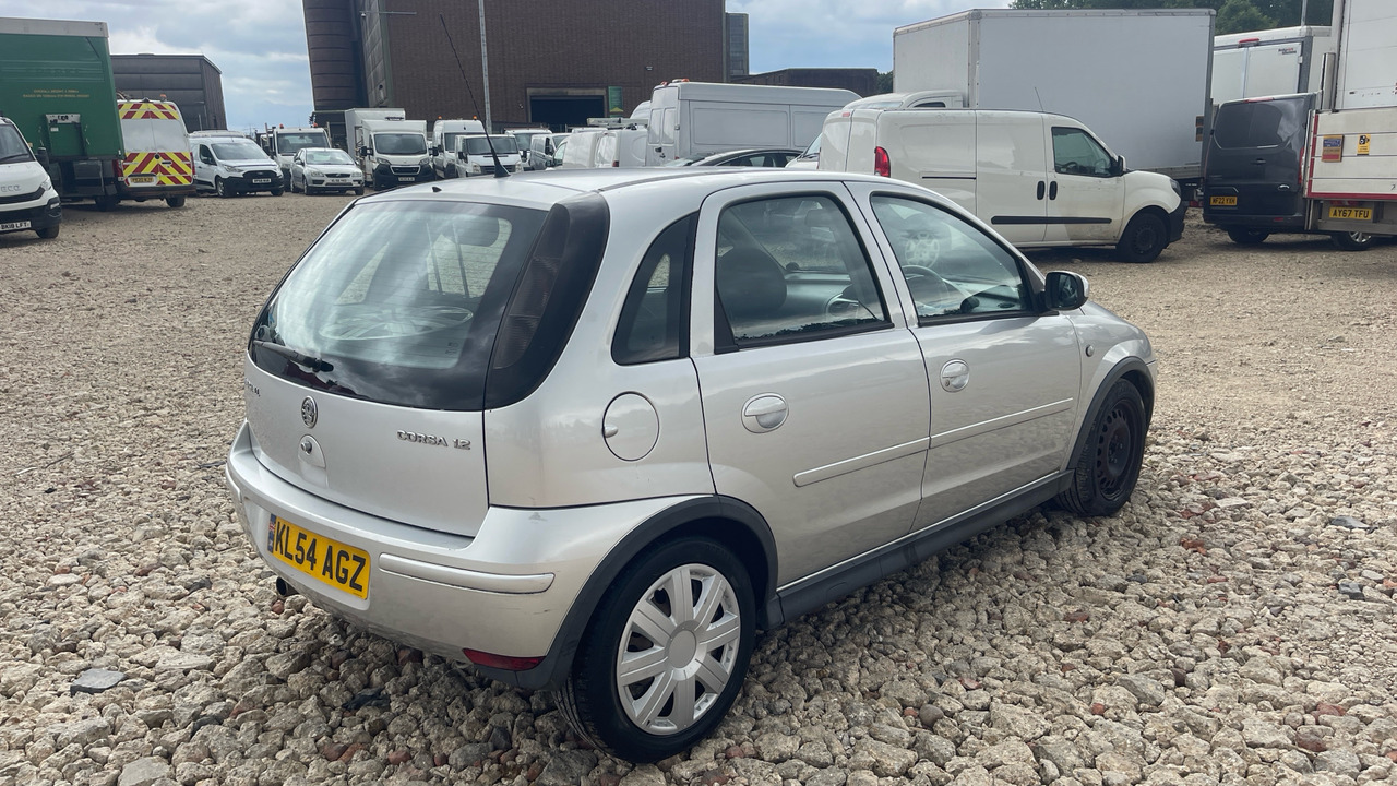 VAUXHALL CORSA 1.2 I - Schrägheck: das Bild 4 VAUXHALL CORSA 1.2 I - Schrägheck: das Bild 4