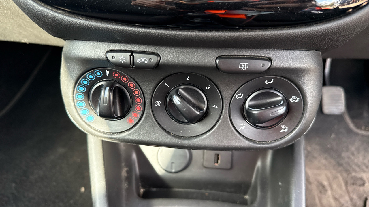 PKW VAUXHALL CORSA 1.3 CDTi 16V 95ps Sportive: das Bild 11