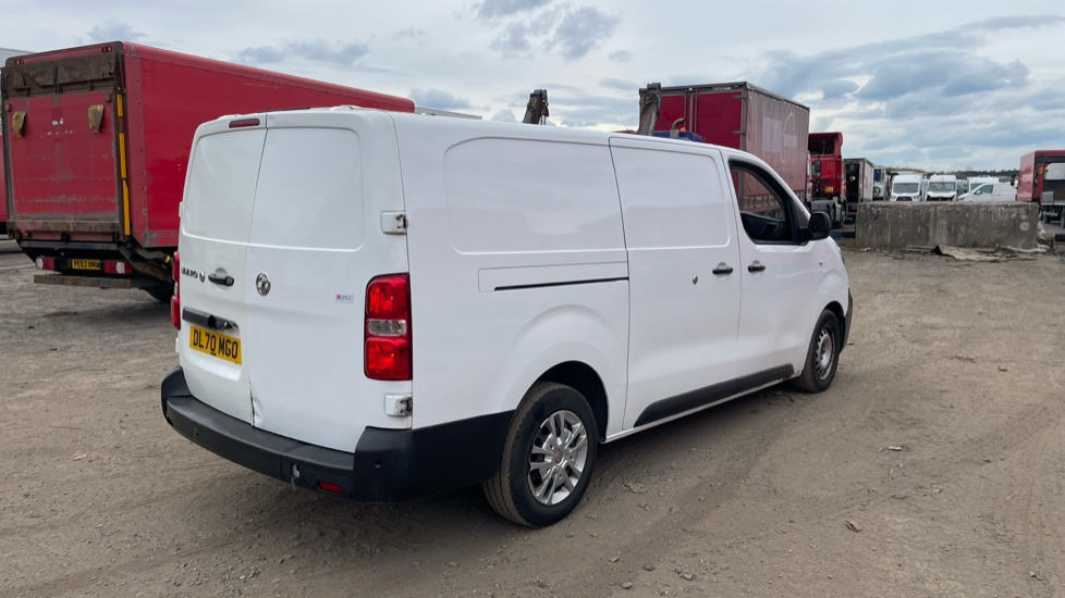 VAUXHALL VIVARO 3100 2.0 DYNAMIC 120PS - Kastenwagen: das Bild 4 VAUXHALL VIVARO 3100 2.0 DYNAMIC 120PS - Kastenwagen: das Bild 4