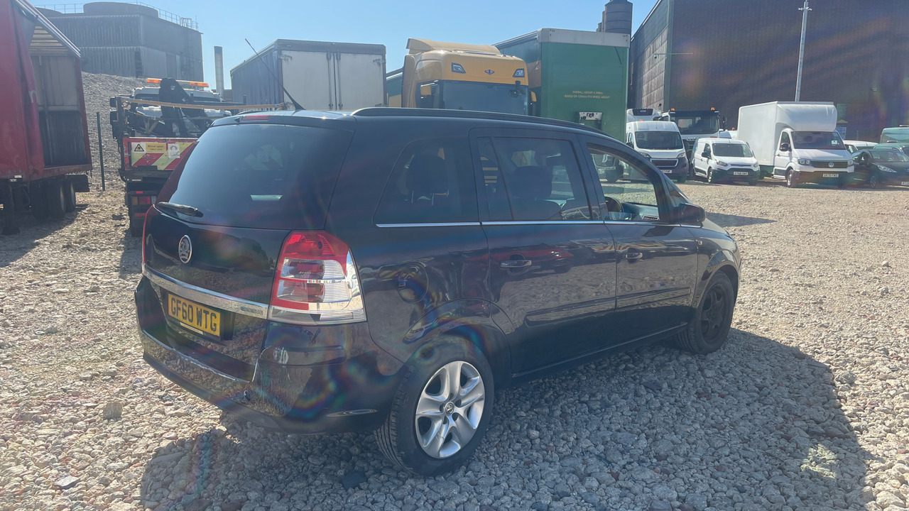 VAUXHALL ZAFIRA 1.7 CDTI - PKW: das Bild 4 VAUXHALL ZAFIRA 1.7 CDTI - PKW: das Bild 4