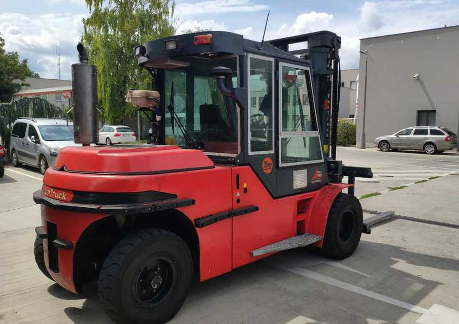 Dan Truck 9680 DD - Dieselstapler: das Bild 2 Dan Truck 9680 DD - Dieselstapler: das Bild 2