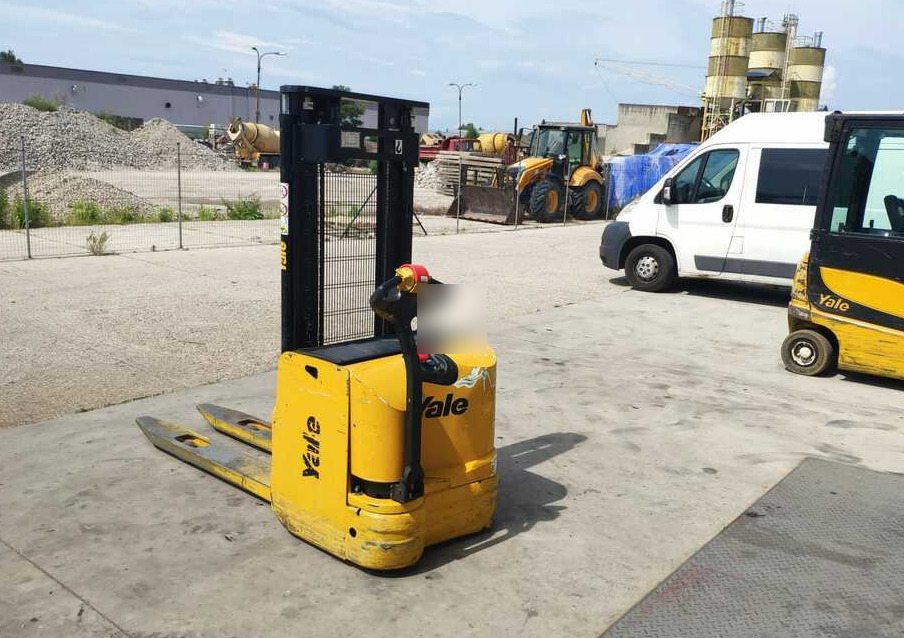 Yale MS14 AC - Hochhubwagen: das Bild 2 Yale MS14 AC - Hochhubwagen: das Bild 2