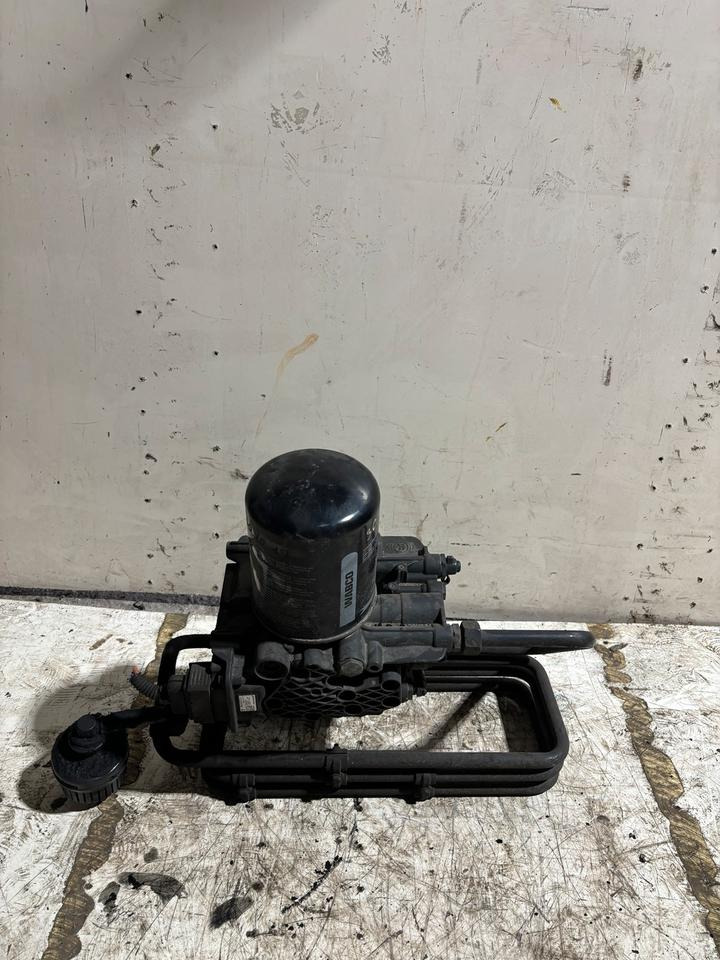 Actros MP4 KNORR EAC-Luftaufbereitung A0014464464 - Luftansaugsystem für LKW: das Bild 1 Actros MP4 KNORR EAC-Luftaufbereitung A0014464464 - Luftansaugsystem für LKW: das Bild 1