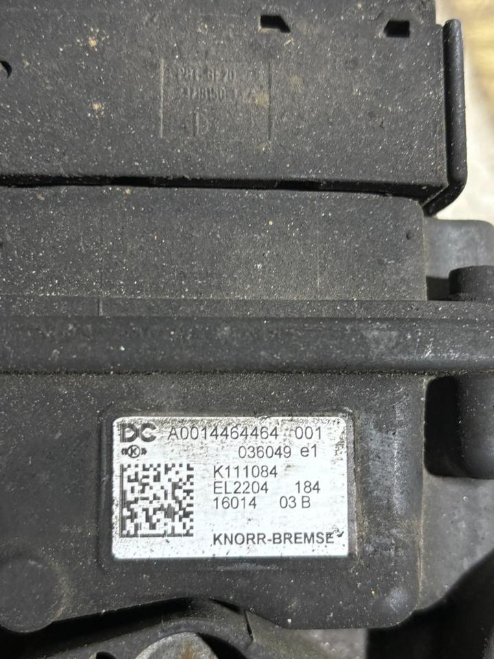 Actros MP4 KNORR EAC-Luftaufbereitung A0014464464 - Luftansaugsystem für LKW: das Bild 3 Actros MP4 KNORR EAC-Luftaufbereitung A0014464464 - Luftansaugsystem für LKW: das Bild 3