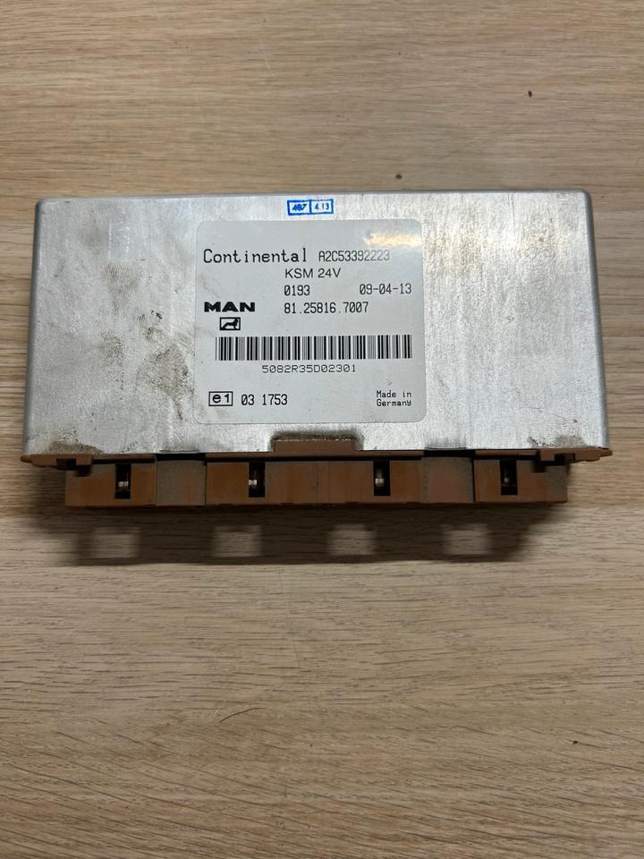 MAN KSM Continental Steuergerät 81.25816.7007 - Steuergerät für LKW: das Bild 2 MAN KSM Continental Steuergerät 81.25816.7007 - Steuergerät für LKW: das Bild 2