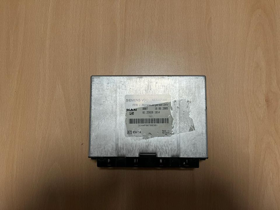 MAN SIEMENS VDO FFR Rohsteuergerät 81.25820.1014 - Steuergerät für LKW: das Bild 1 MAN SIEMENS VDO FFR Rohsteuergerät 81.25820.1014 - Steuergerät für LKW: das Bild 1
