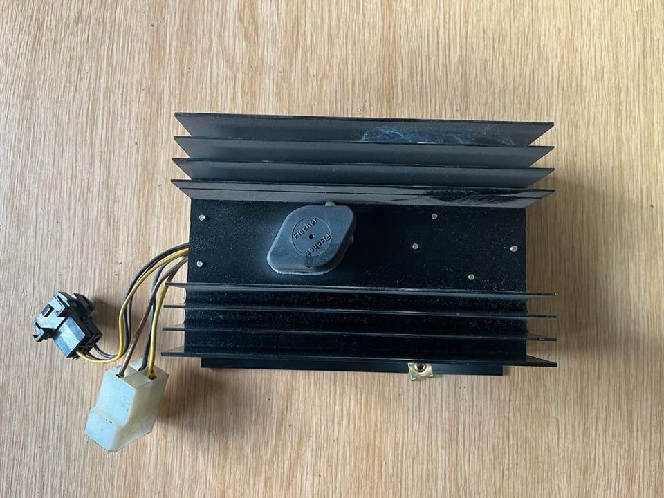 MAN Spannungswandler LINDENMAYR TYP 190 24V/12V 10A/7A - Elektrische Ausrüstung für LKW: das Bild 1 MAN Spannungswandler LINDENMAYR TYP 190 24V/12V 10A/7A - Elektrische Ausrüstung für LKW: das Bild 1