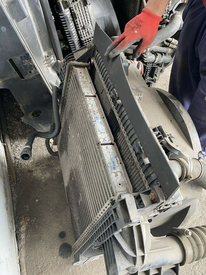 MAN TGL Kühlerpaket Wasserkühler Radiator Kühler - Kühler für LKW: das Bild 2 MAN TGL Kühlerpaket Wasserkühler Radiator Kühler - Kühler für LKW: das Bild 2